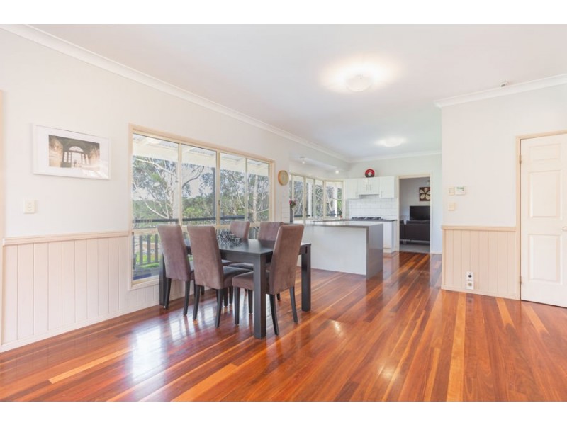 70 Mingah Crescent, Shailer Park QLD 4128