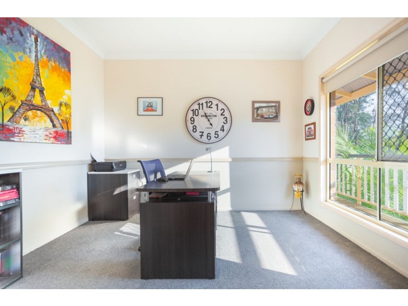 70 Mingah Crescent, Shailer Park QLD 4128