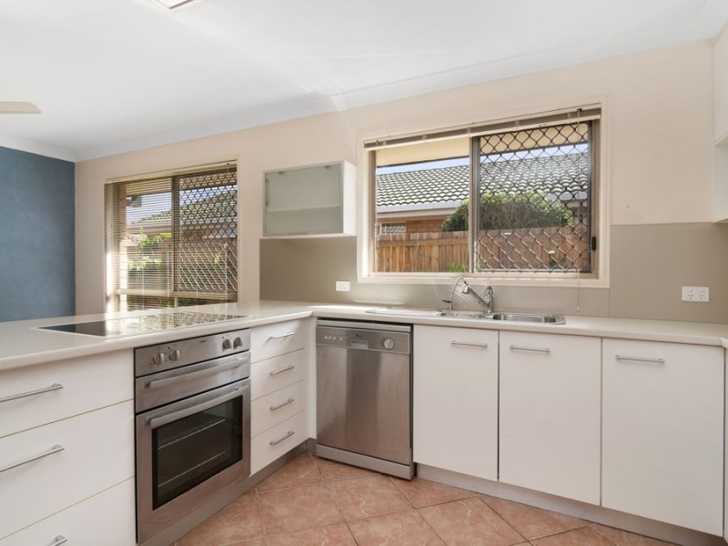 10 Jempal Court, Tanah Merah QLD 4128