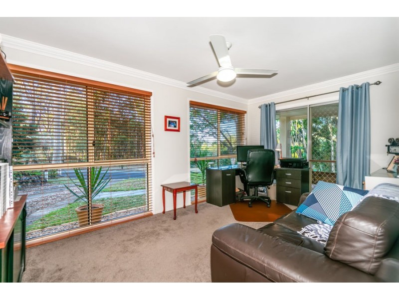 69 Nandala Drive, Tanah Merah QLD 4128