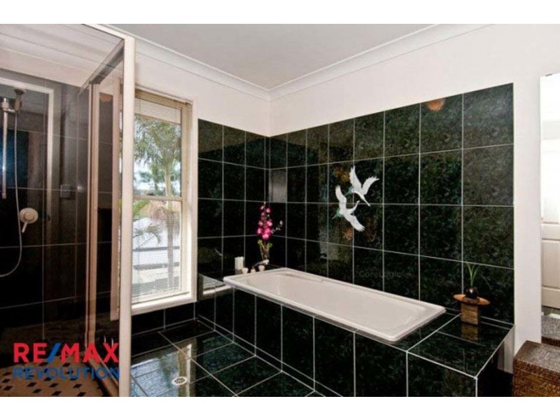 5 Nandala drive, Tanah Merah QLD 4128