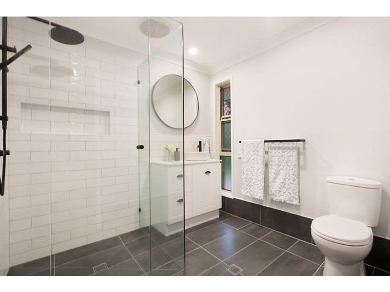 40 Dane Court, Shailer Park QLD 4128