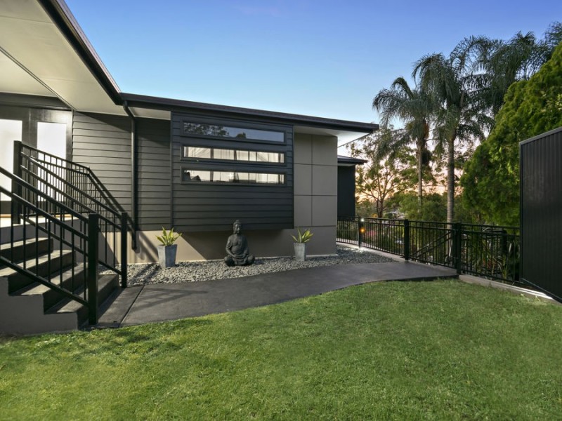 17 Gyles Crt, Cornubia QLD 4130