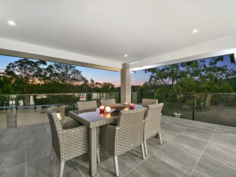 17 Gyles Crt, Cornubia QLD 4130