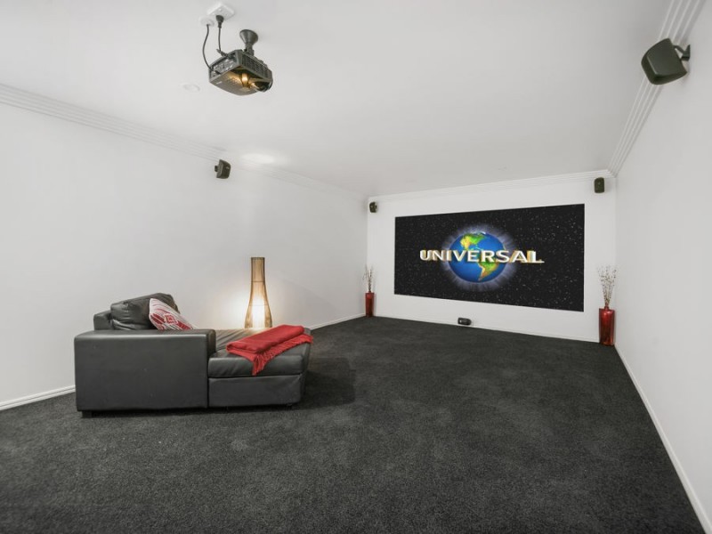 17 Gyles Crt, Cornubia QLD 4130