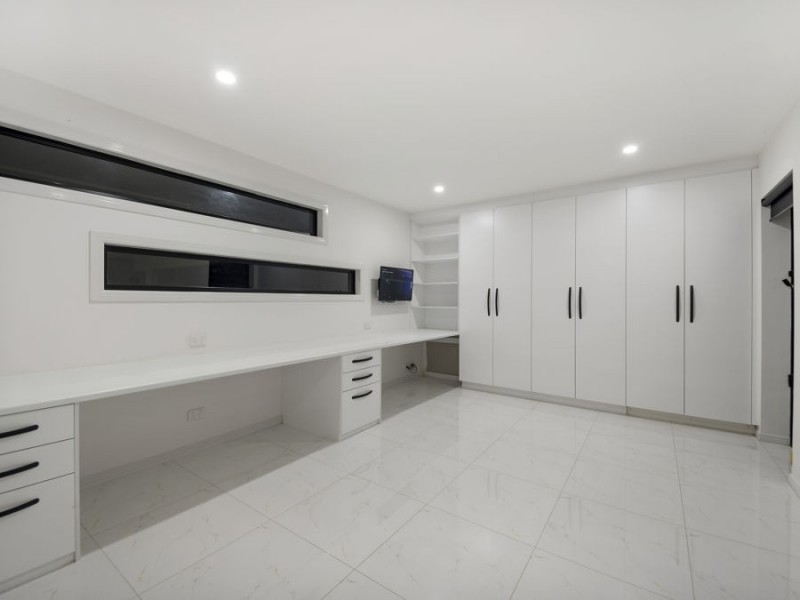 17 Gyles Crt, Cornubia QLD 4130