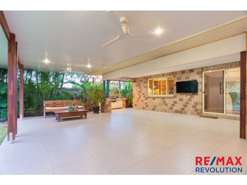 6 Harlech Court, Cornubia QLD 4130