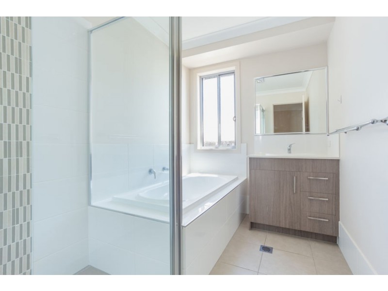 11 Savannah Court, Waterford QLD 4133