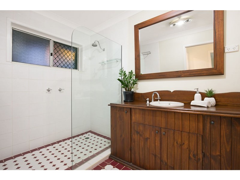 18 Milperra Road, Rochedale South QLD 4123