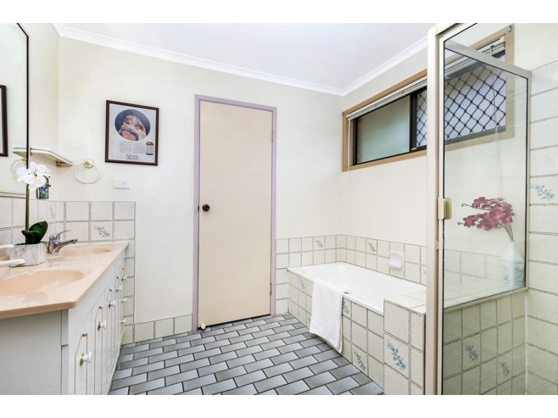 24 Terang Street, Shailer Park QLD 4128