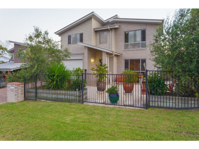 22a Long Island Drive, Windaroo QLD 4207