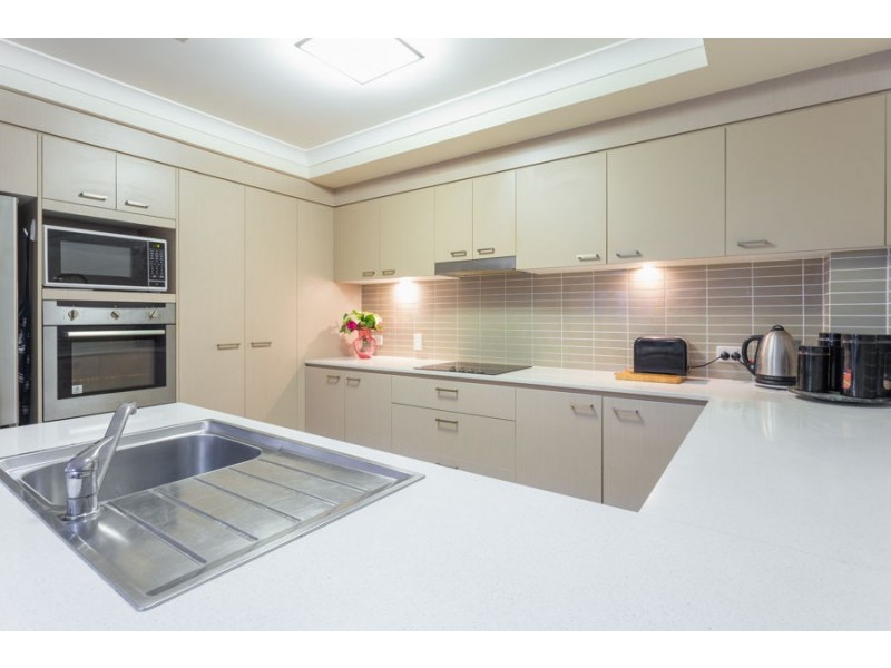 22a Long Island Drive, Windaroo QLD 4207