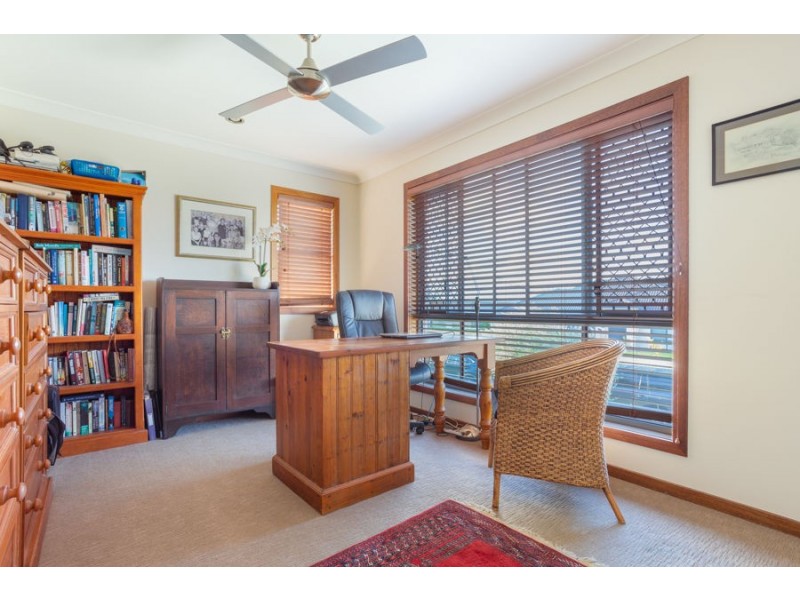 22a Long Island Drive, Windaroo QLD 4207