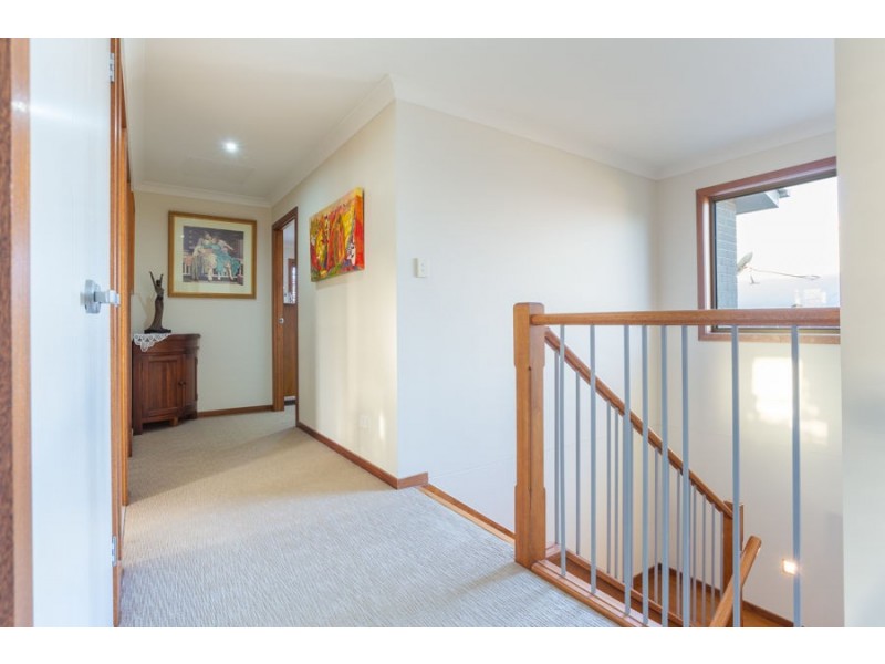 22a Long Island Drive, Windaroo QLD 4207