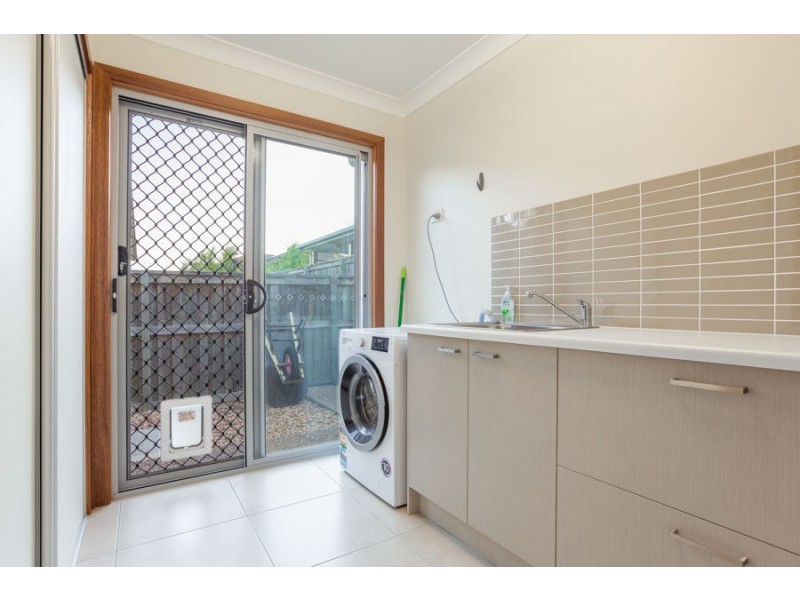 22a Long Island Drive, Windaroo QLD 4207