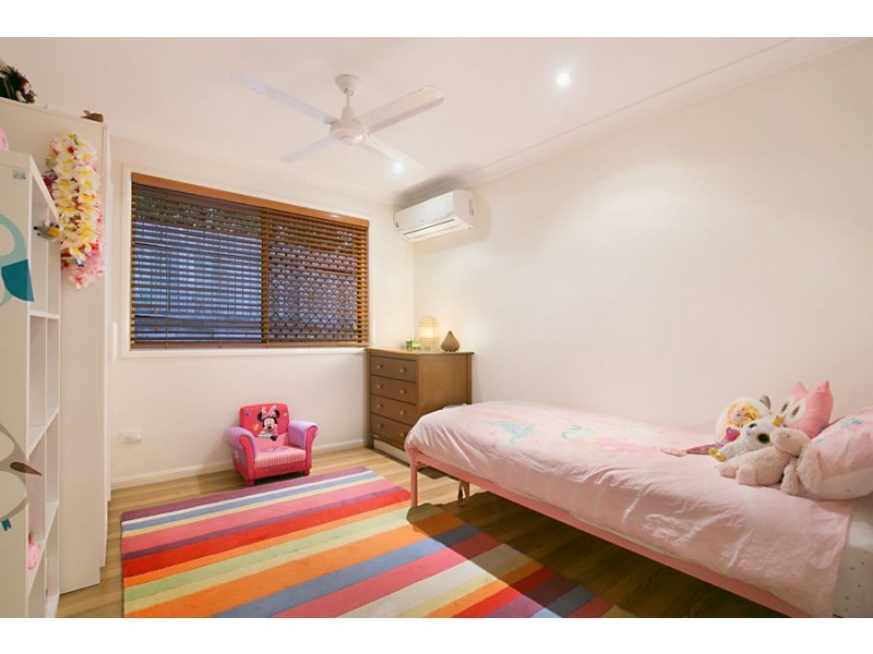 4 Stoma Court, Shailer Park QLD 4128