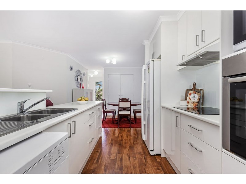 9 Trusan Place, Tanah Merah QLD 4128