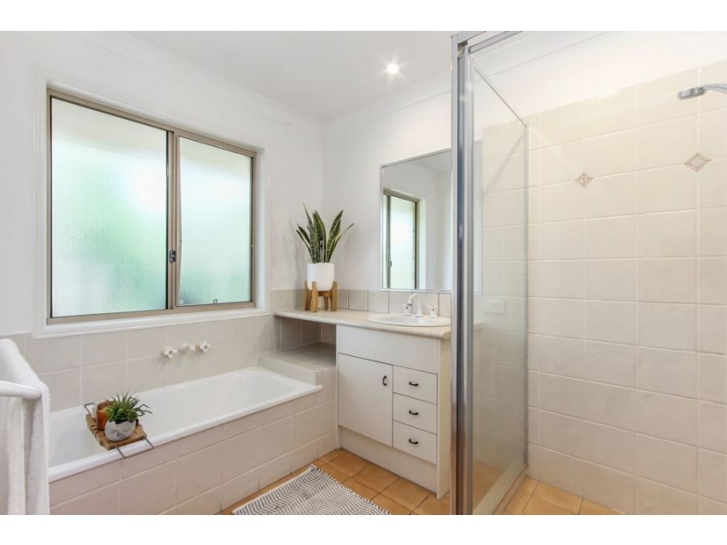 4 Kalyeera Court, Shailer Park QLD 4128