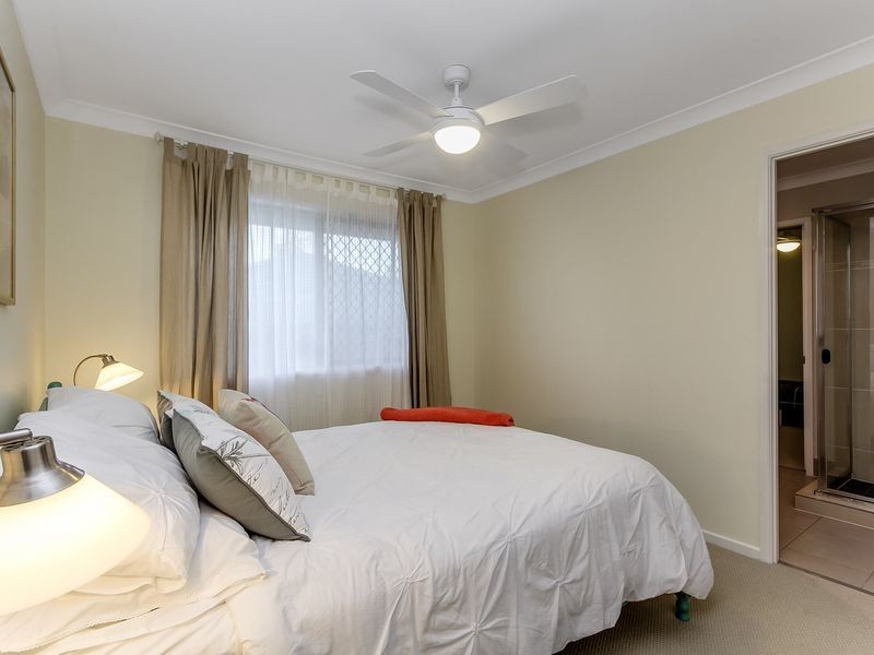 26 Azalea Avenue, Daisy Hill QLD 4127