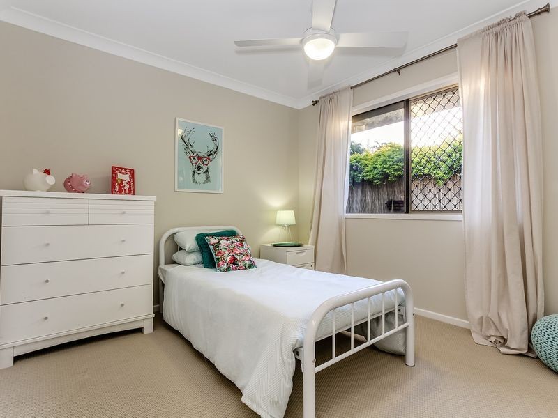 26 Azalea Avenue, Daisy Hill QLD 4127