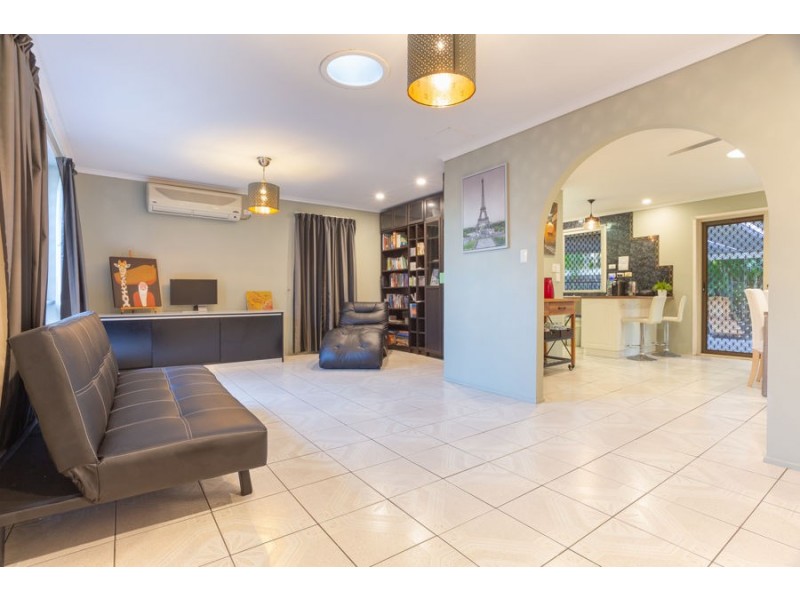 41 Holder Street, Loganholme QLD 4129
