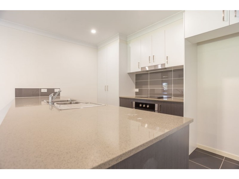 10 Scotland Crescent, Cornubia QLD 4130