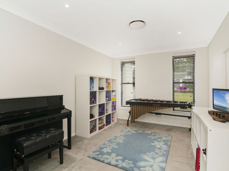 21 Coral Avenue, Loganholme QLD 4129
