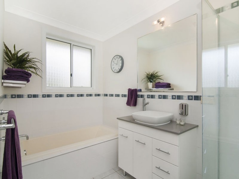 21 Coral Avenue, Loganholme QLD 4129