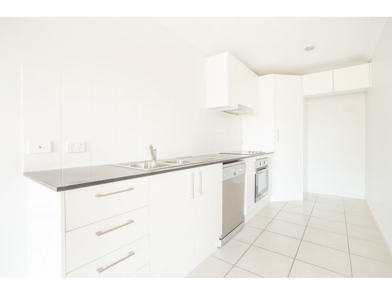 1/27 Pendragon Street, Raceview QLD 4305