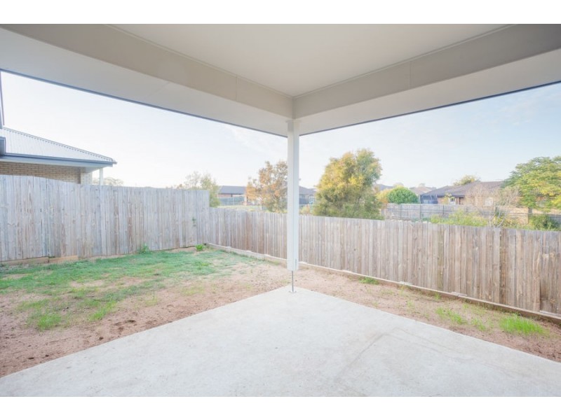 1/27 Pendragon Street, Raceview QLD 4305