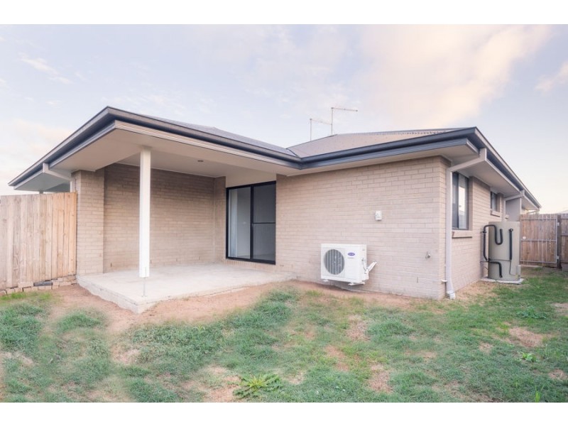 1/27 Pendragon Street, Raceview QLD 4305