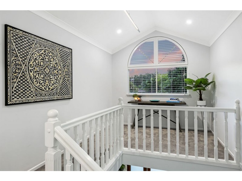 6 Labrador Court, Shailer Park QLD 4128