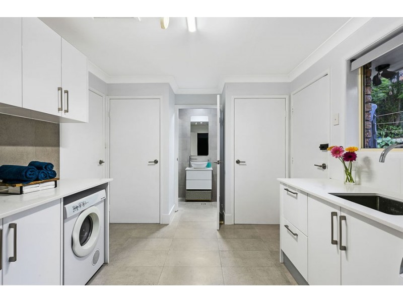 6 Labrador Court, Shailer Park QLD 4128