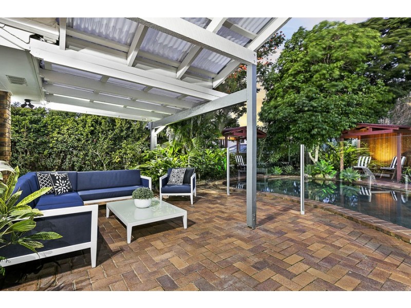 6 Labrador Court, Shailer Park QLD 4128