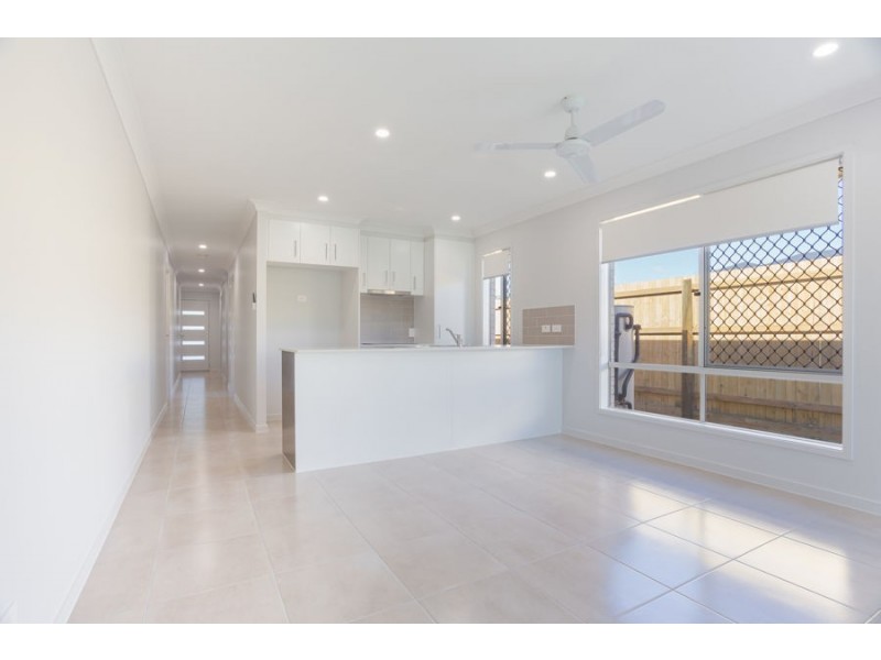 1/11 Splendour Circuit, Yarrabilba QLD 4207