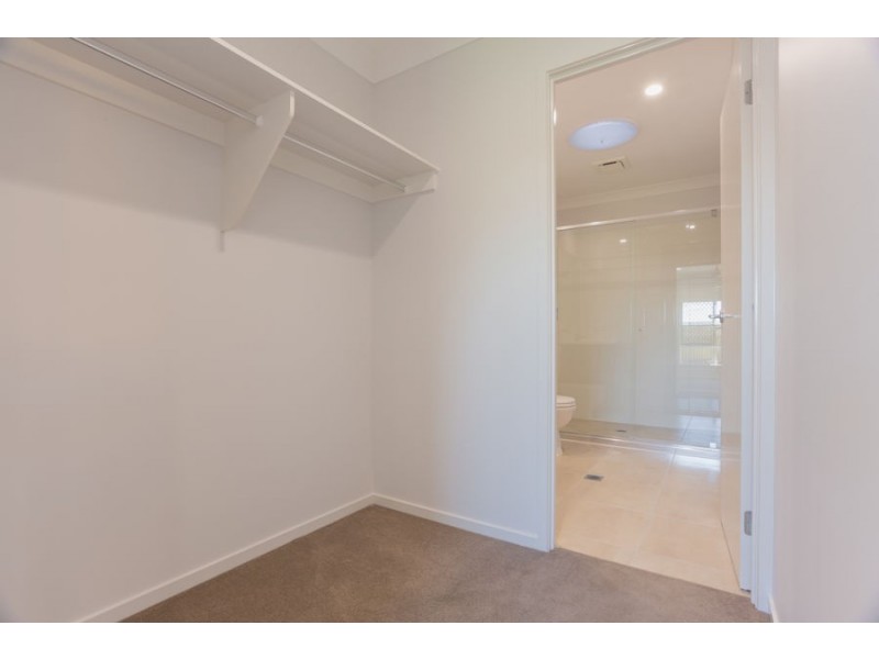 1/11 Splendour Circuit, Yarrabilba QLD 4207