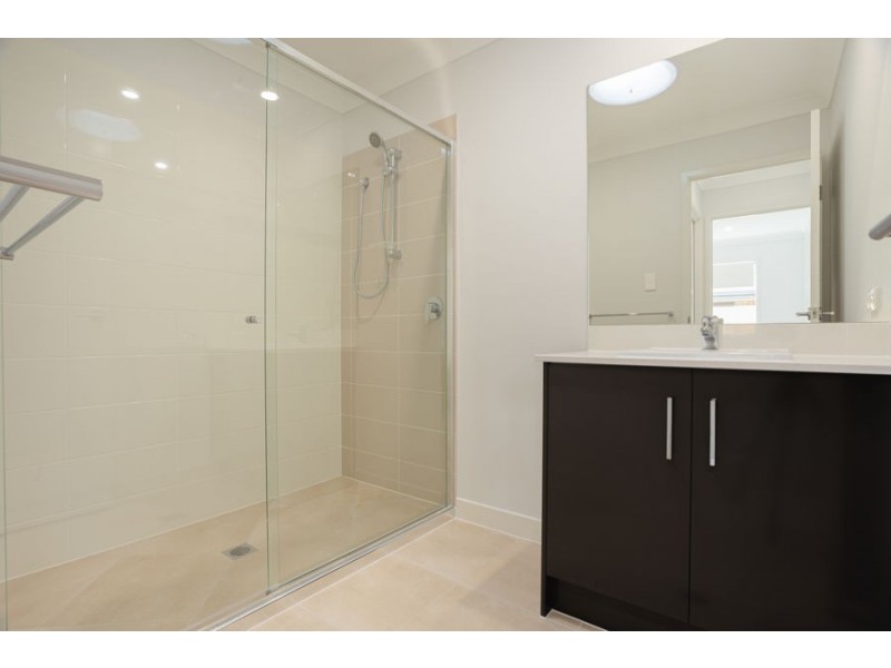 2/11 Splendour Circuit, Yarrabilba QLD 4207