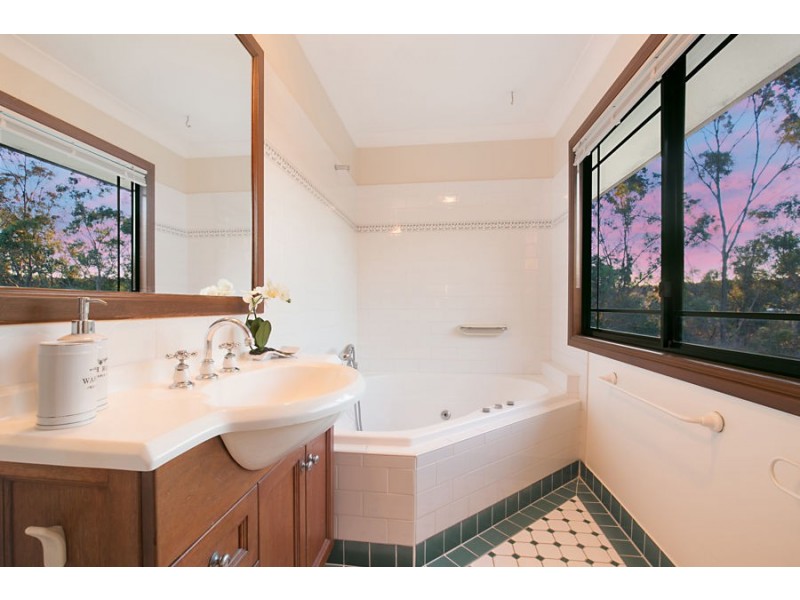40-42 Mangaroon Court, Shailer Park QLD 4128
