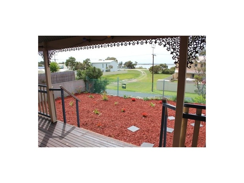 48 Sidney Parade, Hindmarsh Island SA 5214