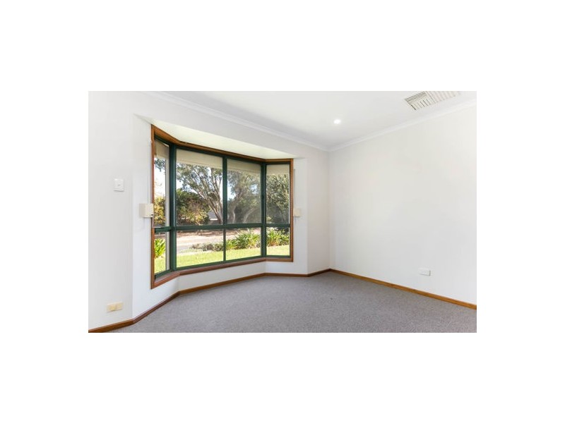 43 Farnsworth Drive, Morphett Vale SA 5162