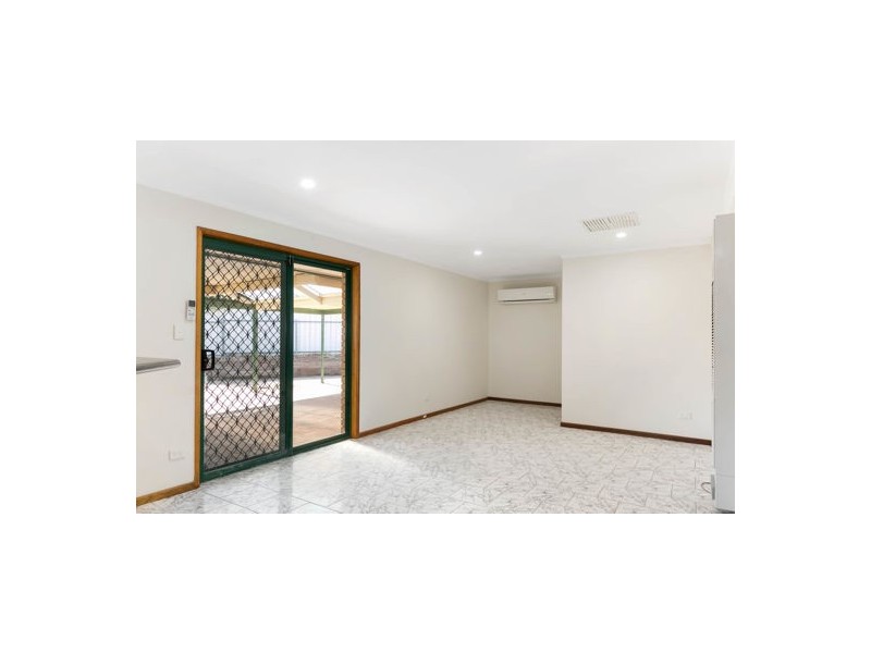43 Farnsworth Drive, Morphett Vale SA 5162