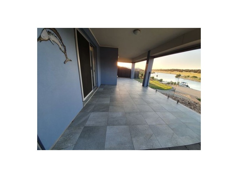 64 Blanche Parade, Hindmarsh Island SA 5214