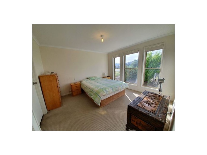 128 Excelsior Parade, Hindmarsh Island SA 5214