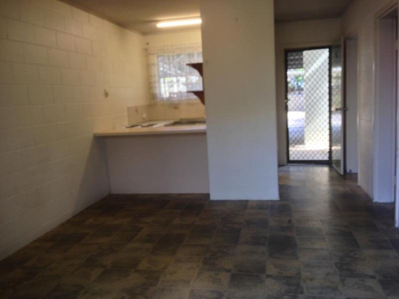 5/215 McLeod Street, Cairns North QLD 4870