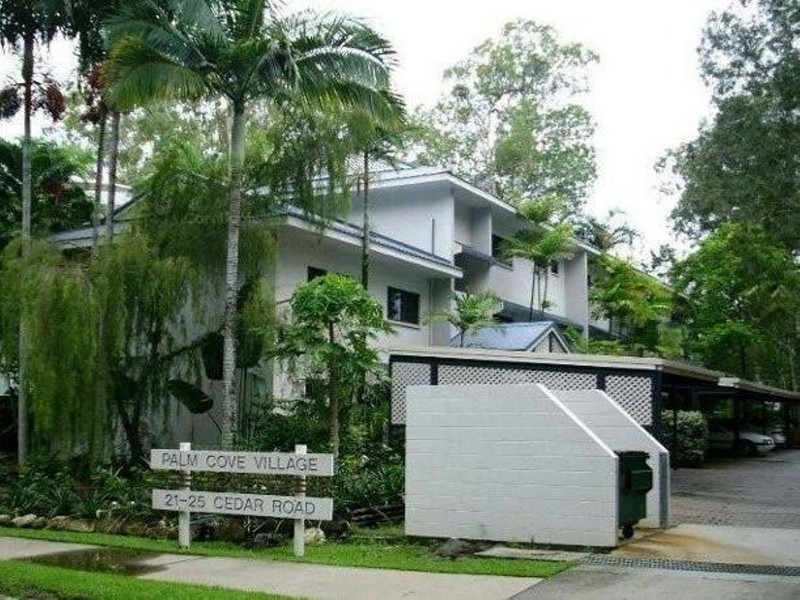 9/21-25 Cedar Close, Palm Cove QLD 4879