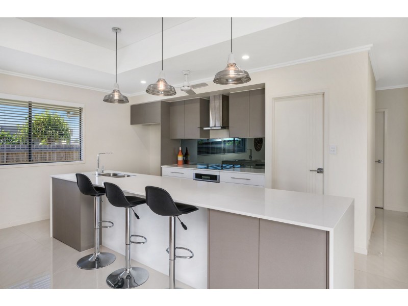 17 Castleton Entrance, Smithfield QLD 4878