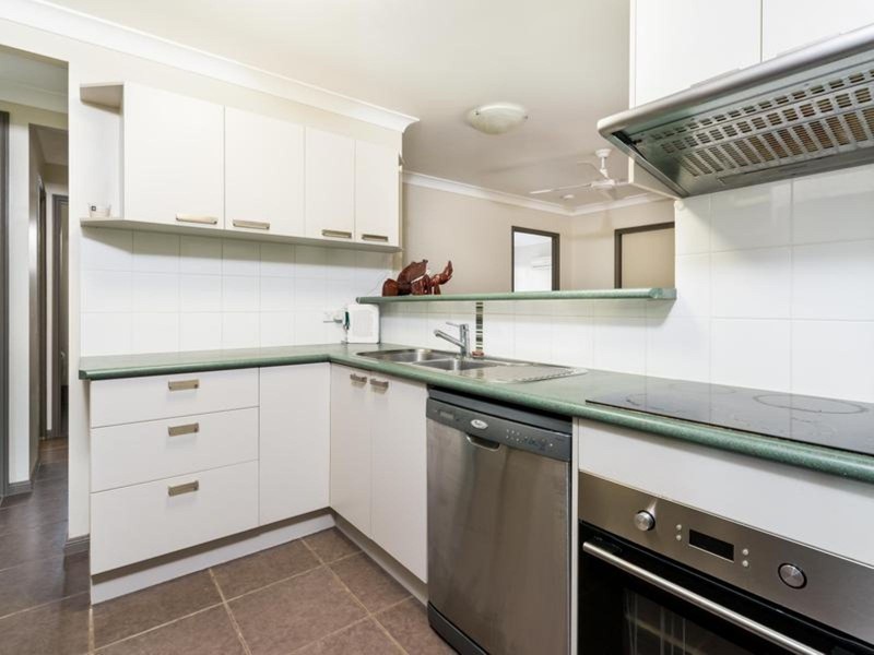 3 Keppel Place, Bentley Park QLD 4869