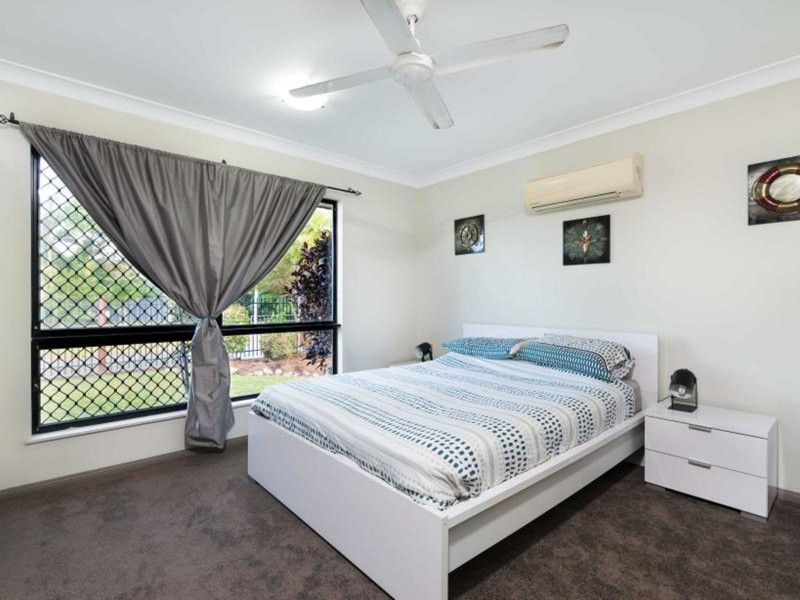 3 Keppel Place, Bentley Park QLD 4869