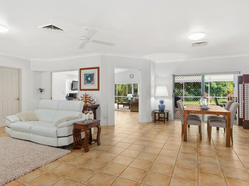 19 Stream Avenue, Kewarra Beach QLD 4879