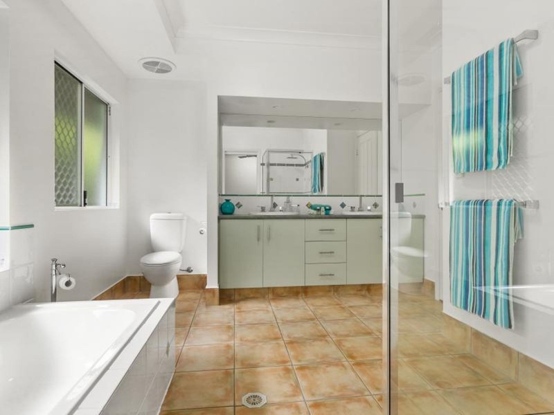 19 Stream Avenue, Kewarra Beach QLD 4879